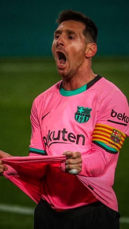 FC Barcelona — Лионель Месси · розовая форма